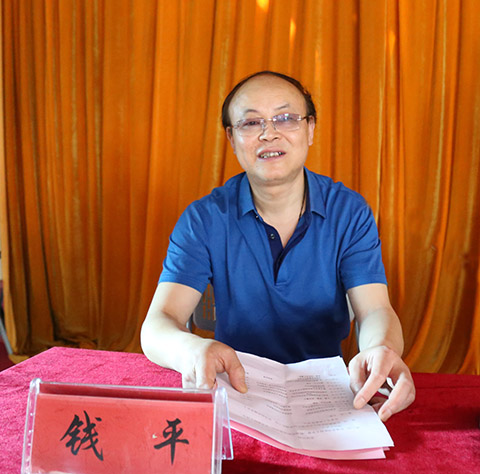 教授作《hunt 综合征的诊断与治疗》讲座贵州医科大学附属医院陆巍作