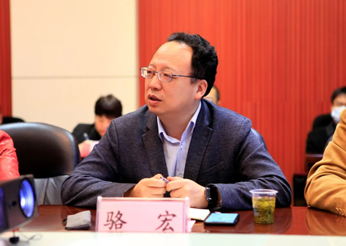      杭师大附院党委书记骆宏讲话